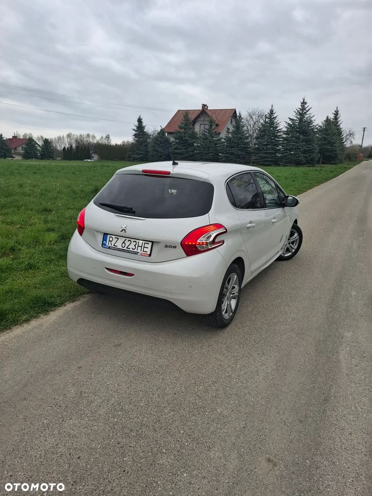 Peugeot 208 1.2 PureTech Access - 5