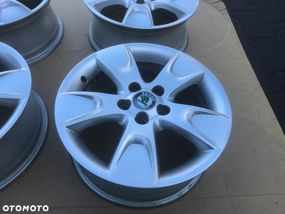 Felga Skoda Scala Fabia Rapid 15 5x100 ET43 - 4