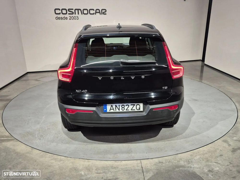 Volvo XC 40 1.5 T2 Momentum Core - 7