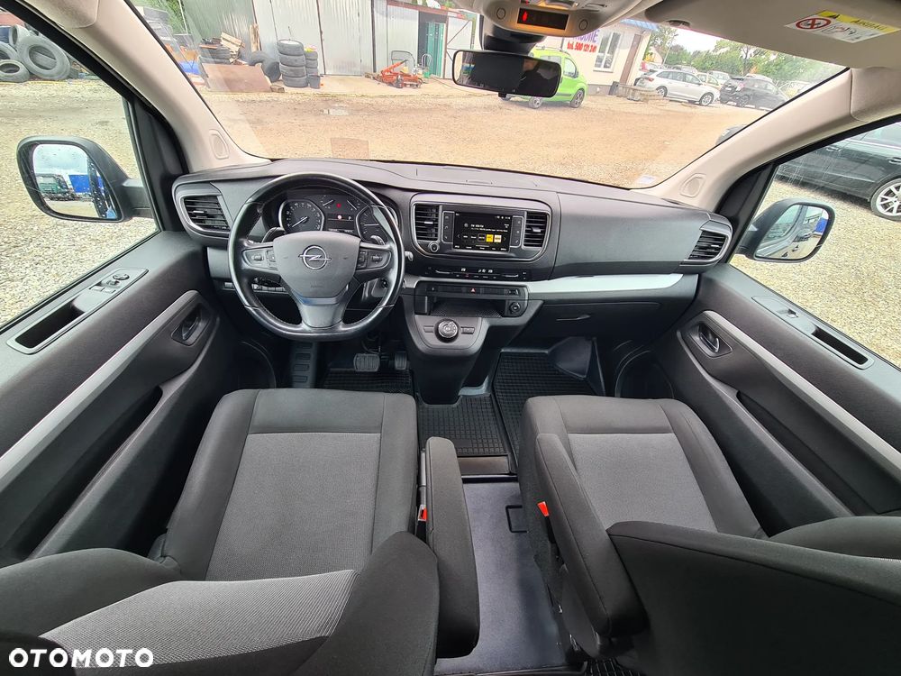 Opel Vivaro - 32