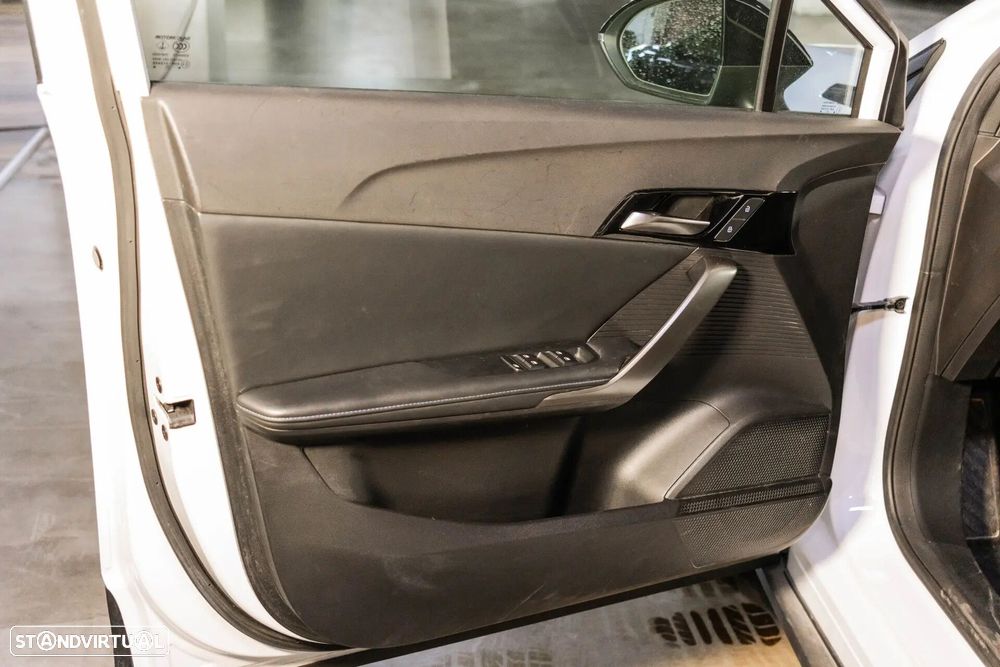 MG MG4 64 kWh Comfort - 28