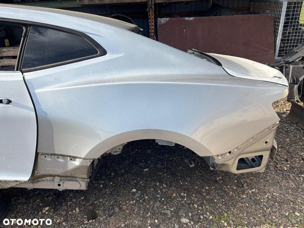 Błotnik Tylny Lewy Tył Ćwiartka Chevrolet Camaro Coupe Vi 16-24r