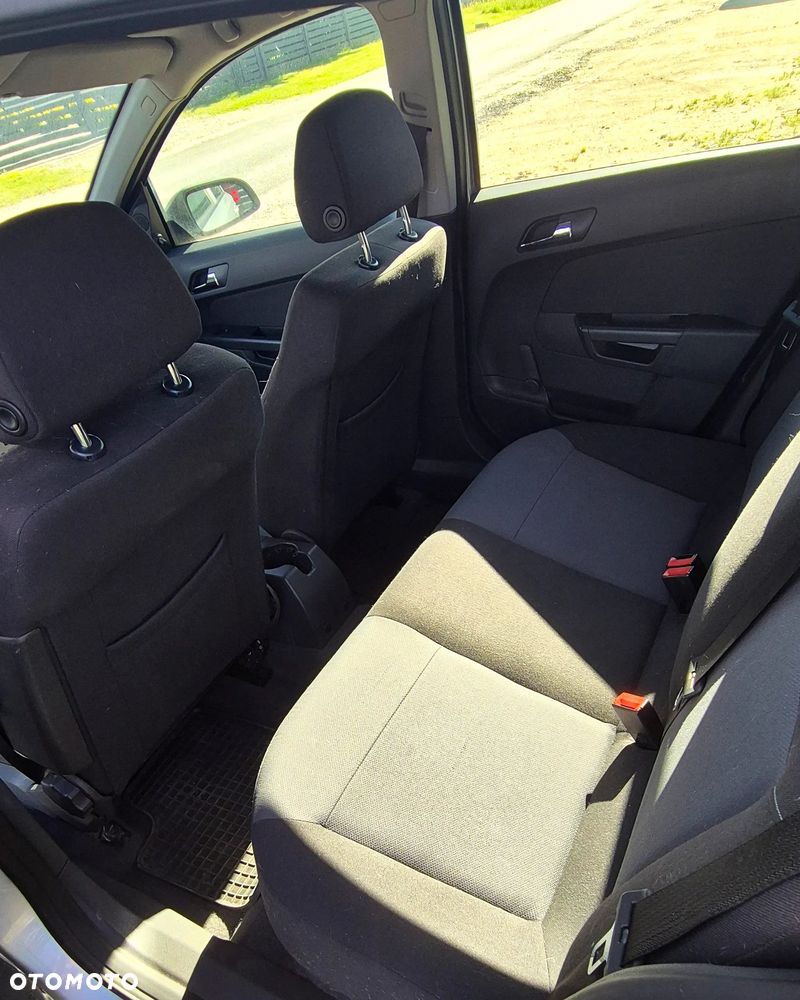Opel Astra 1.4 Enjoy - 8