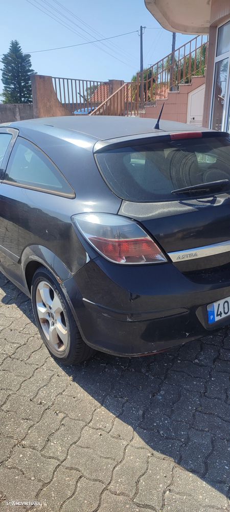 Opel Astra GTC 1.4 - 3