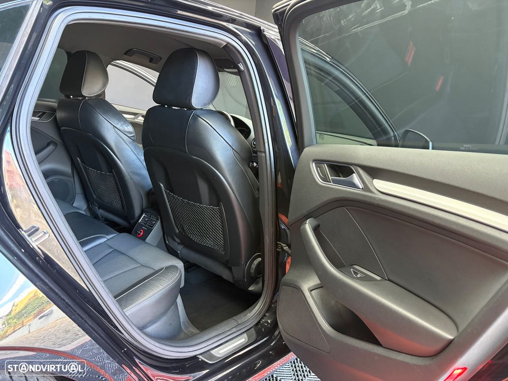 Audi A3 Limousine 2.0 TDI S line Sport Pack - 37