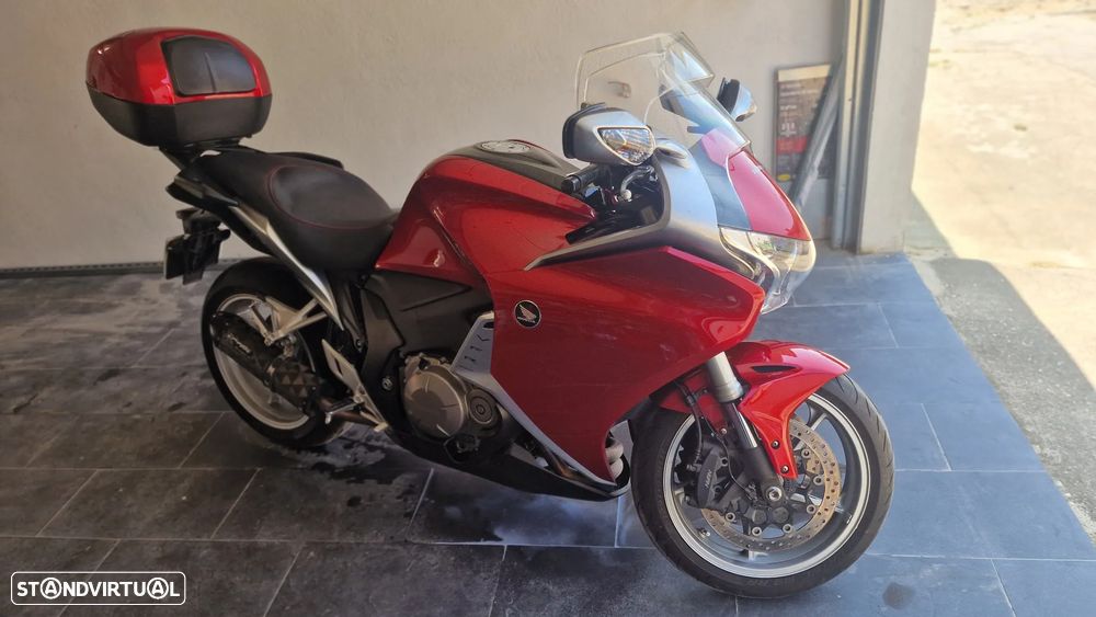 Honda VFR VFR 1200 F - 9