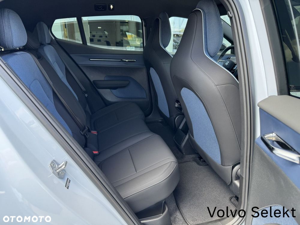 Volvo EX30 69kWh Twin Motor Plus - 15