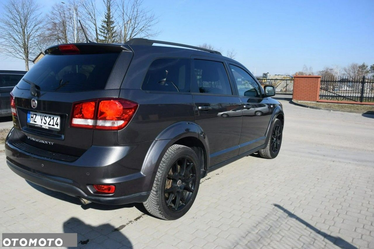 Fiat Freemont 2.0 Multijet 16V DPF Automatik Allrad Black Code - 9