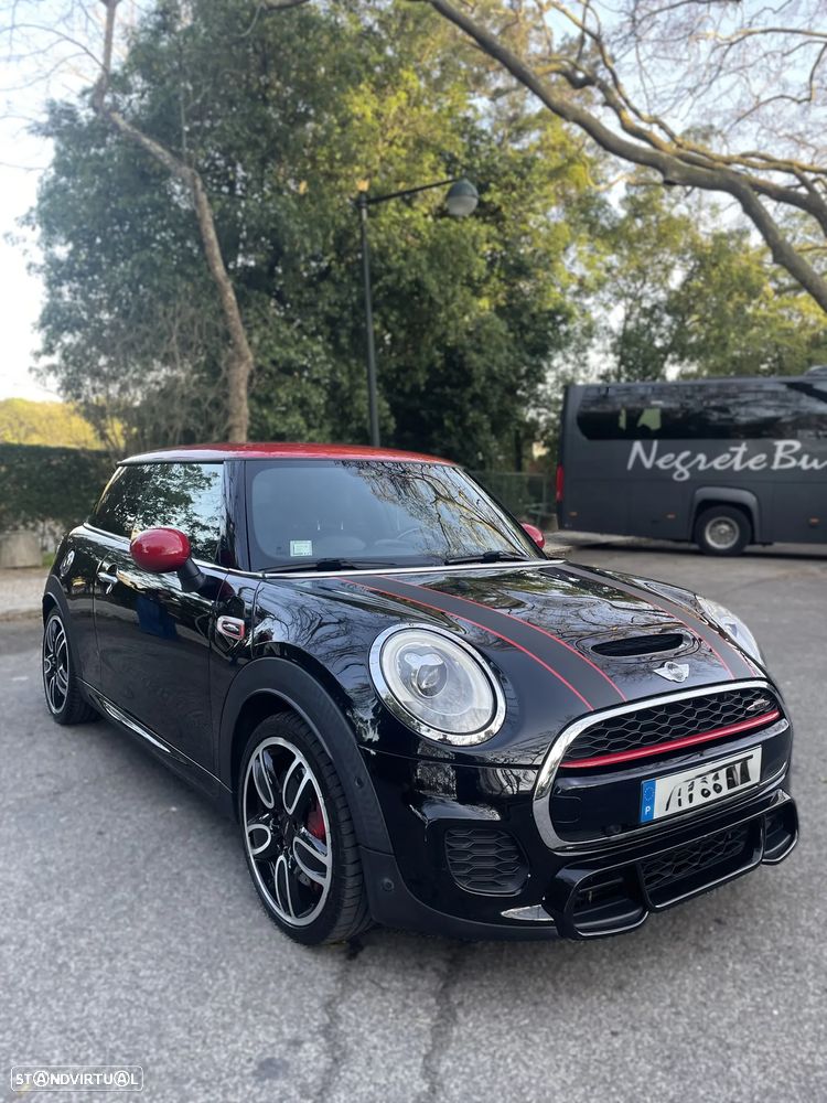 MINI 3 Portas John Cooper Works Sport Aut. - 1