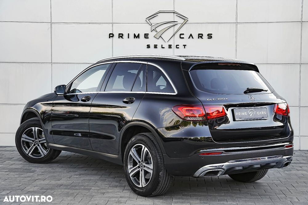 Mercedes-Benz GLC 300 e 4Matic 9G-TRONIC - 3