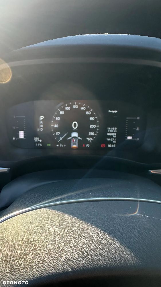 Volvo XC 60 D4 AWD Momentum - 13