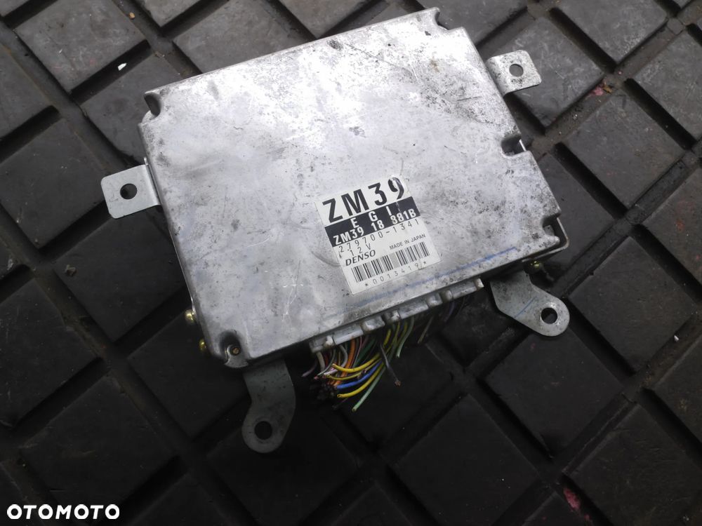 MAZDA 323 1.6B ZM3918881B 279700-1341 KOMPUTER ECU - 1