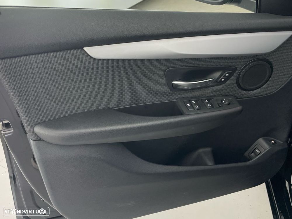 BMW 225xe Active Tourer Pack M - 18