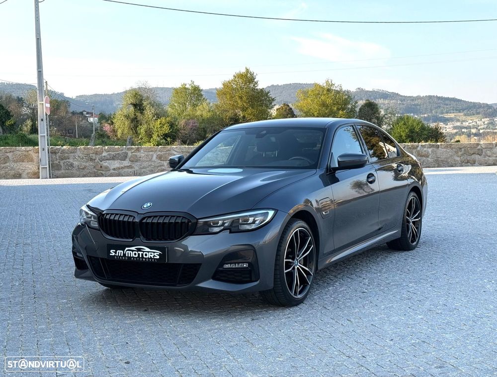 BMW 330 e xDrive Aut. M Sport - 4