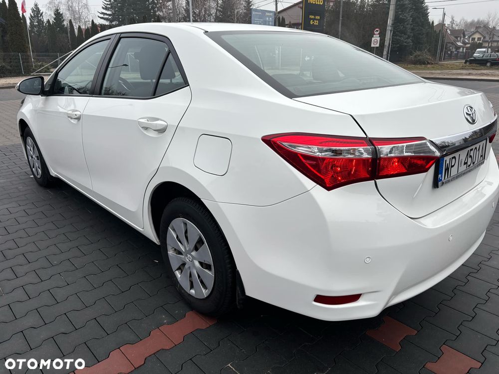 Toyota Corolla - 5