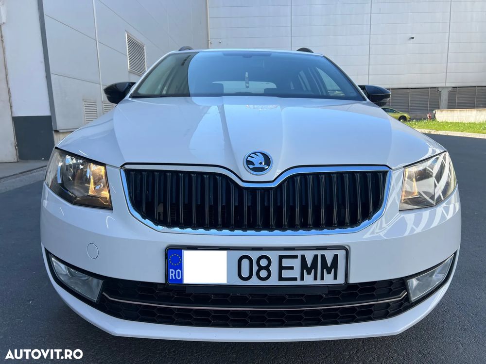 Skoda Octavia 2.0 TDI AMBITION DSG - 1