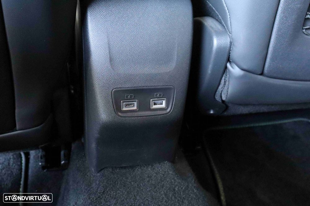 Peugeot e-2008 54 kWh GT - 16
