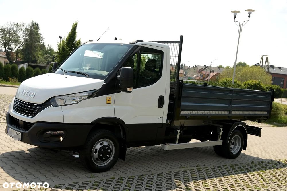 Iveco DAILY/50C18/DMC 3500/TYLKO 47 tyś km PRZEBIEGU!/WYWROTKA 3 STRONNA SKIBICKI 360x210 cm/ 3.0 HPI 180 KM/ SALON POLSKA/ PIERWSZY WŁAŚCICIEL/BEZWYPADKOWY - 38