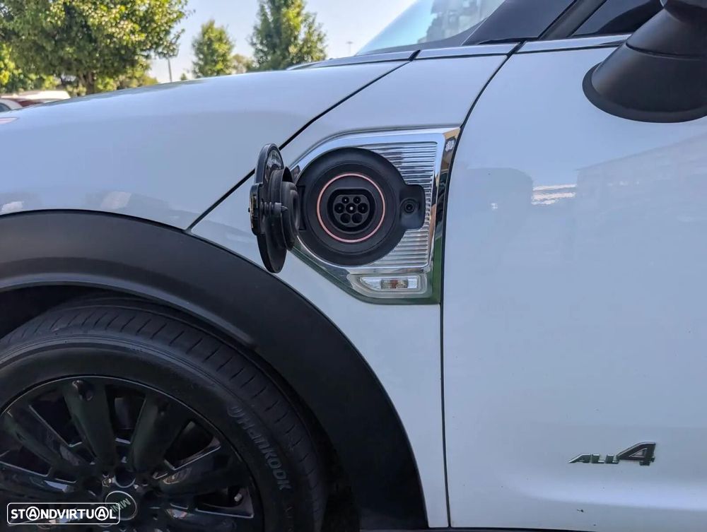 MINI Countryman Cooper SE ALL4 Auto - 22