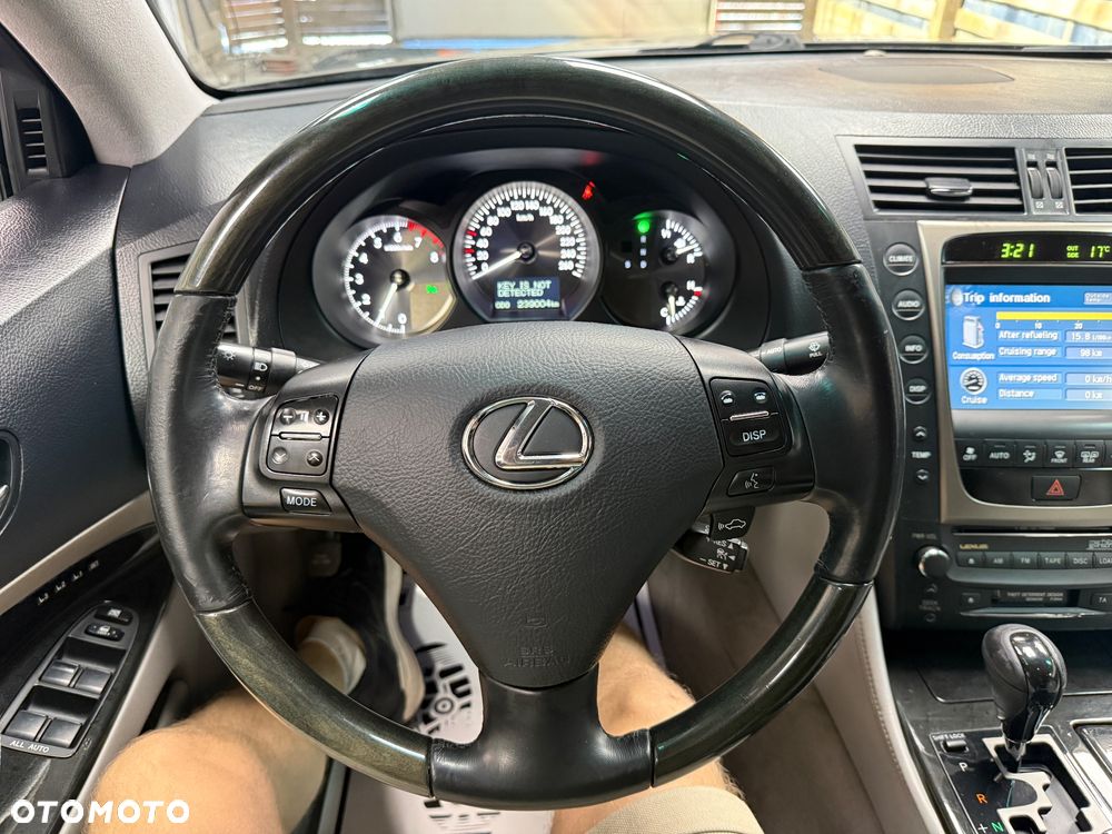 Lexus GS 300 - 13