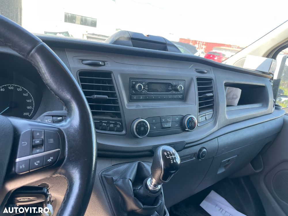 Ford Transit - 12