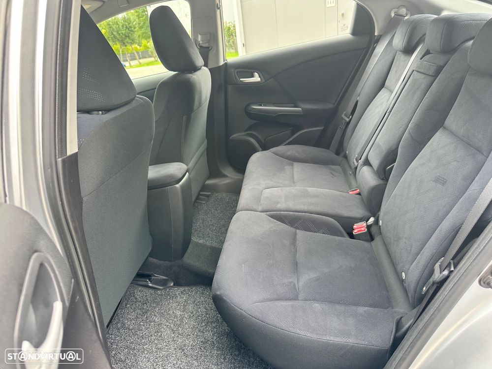 Honda Civic 1.6 i-DTEC Comfort - 34