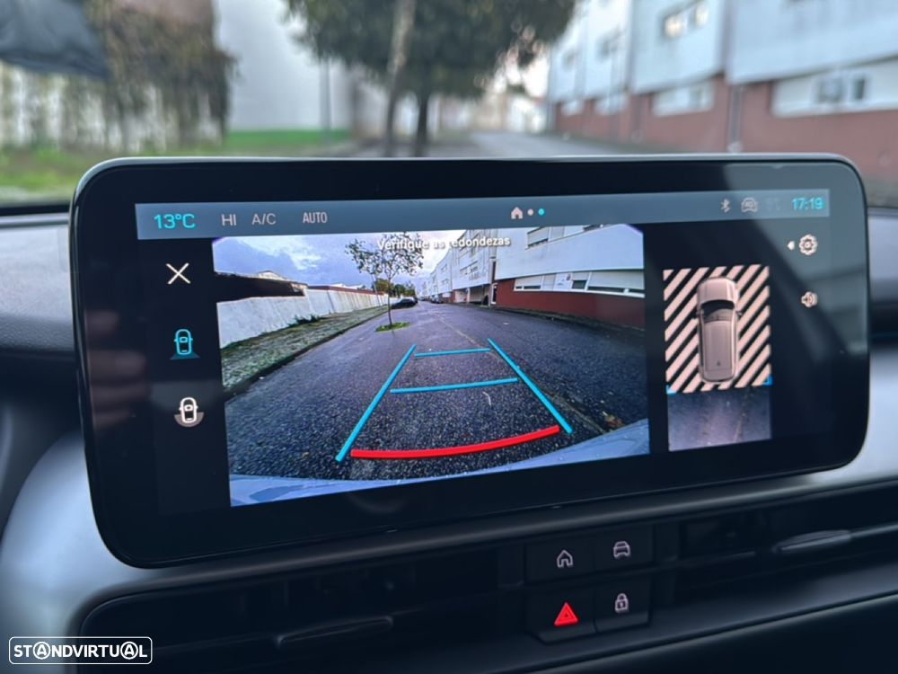 Jeep Avenger 54 kWh Summit - 26