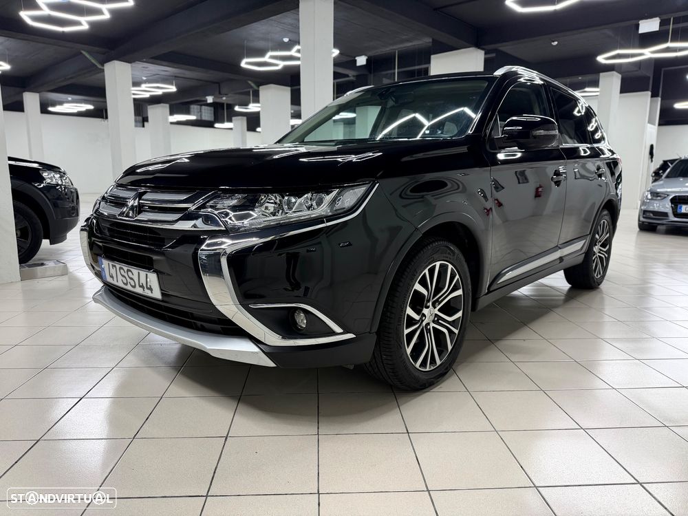 Mitsubishi Outlander 2.2 DI-D Intense Black Edition - 10