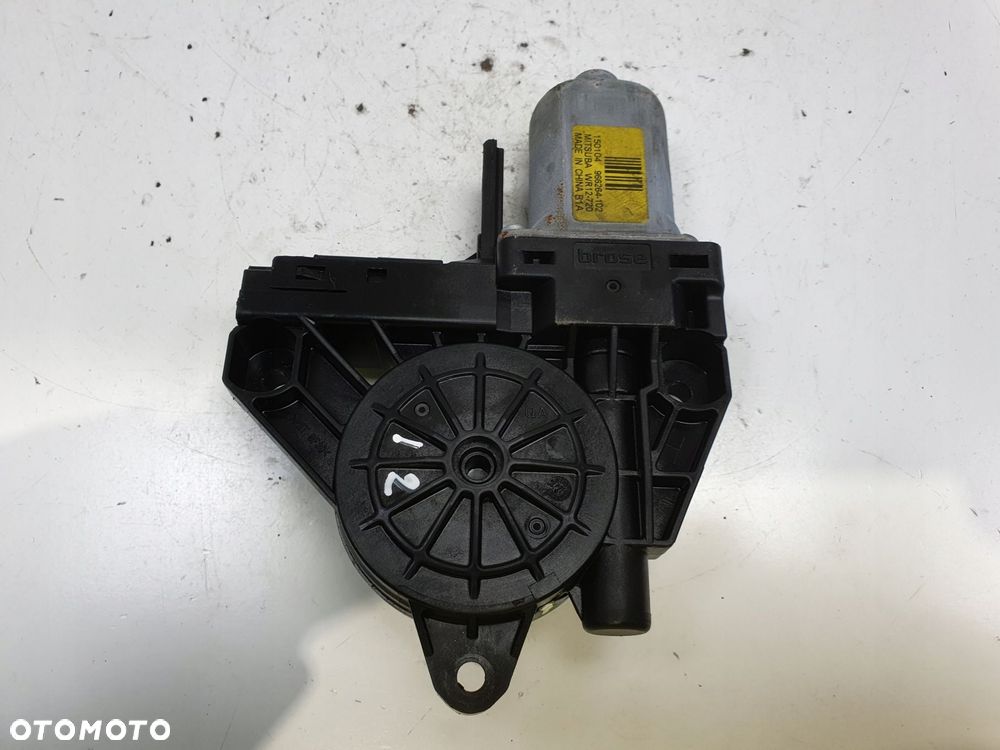 Volvo V60 XC60 I LEWY TYLNY SILNICZEK SZYBY Lewy tył 966264 - 2