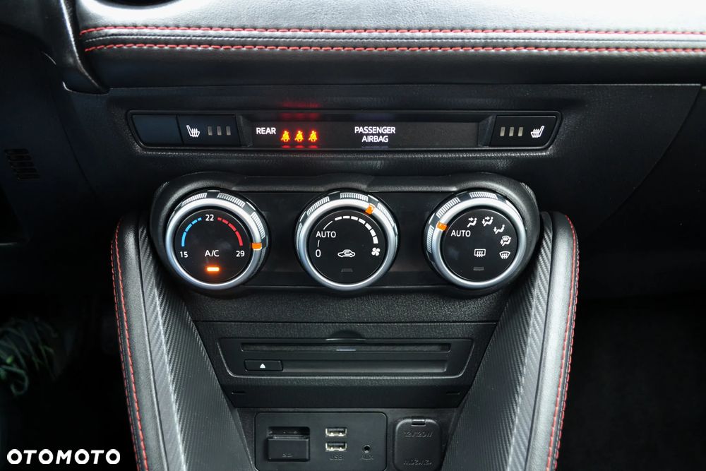 Mazda 2 SKYACTIV-G 90 Sports-Line - 22