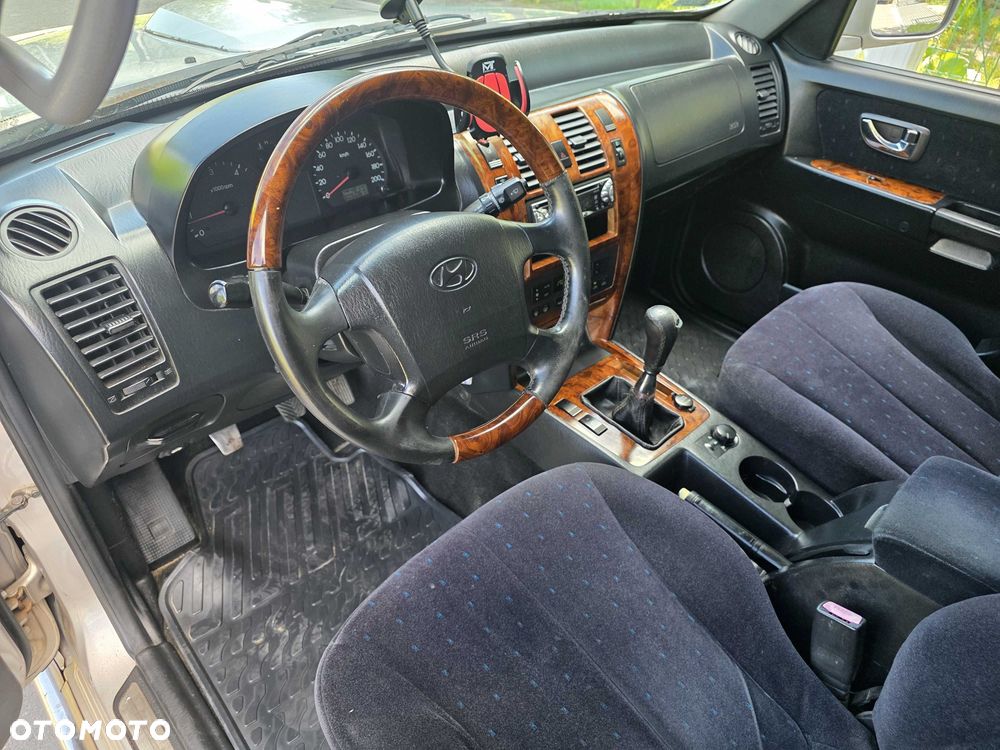 Hyundai Terracan - 5