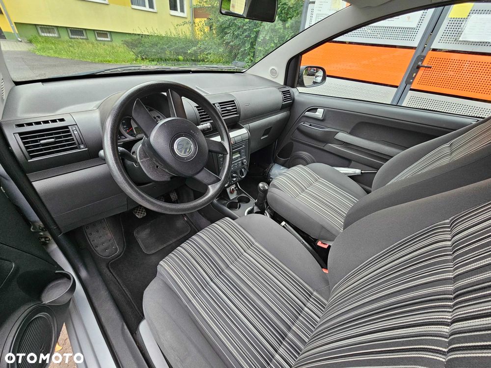 Volkswagen Fox - 6