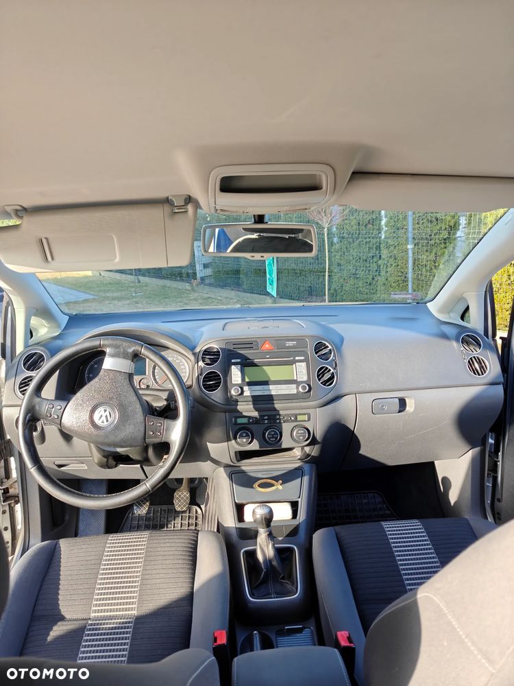Volkswagen Golf Plus 1.9 TDI DPF United - 15