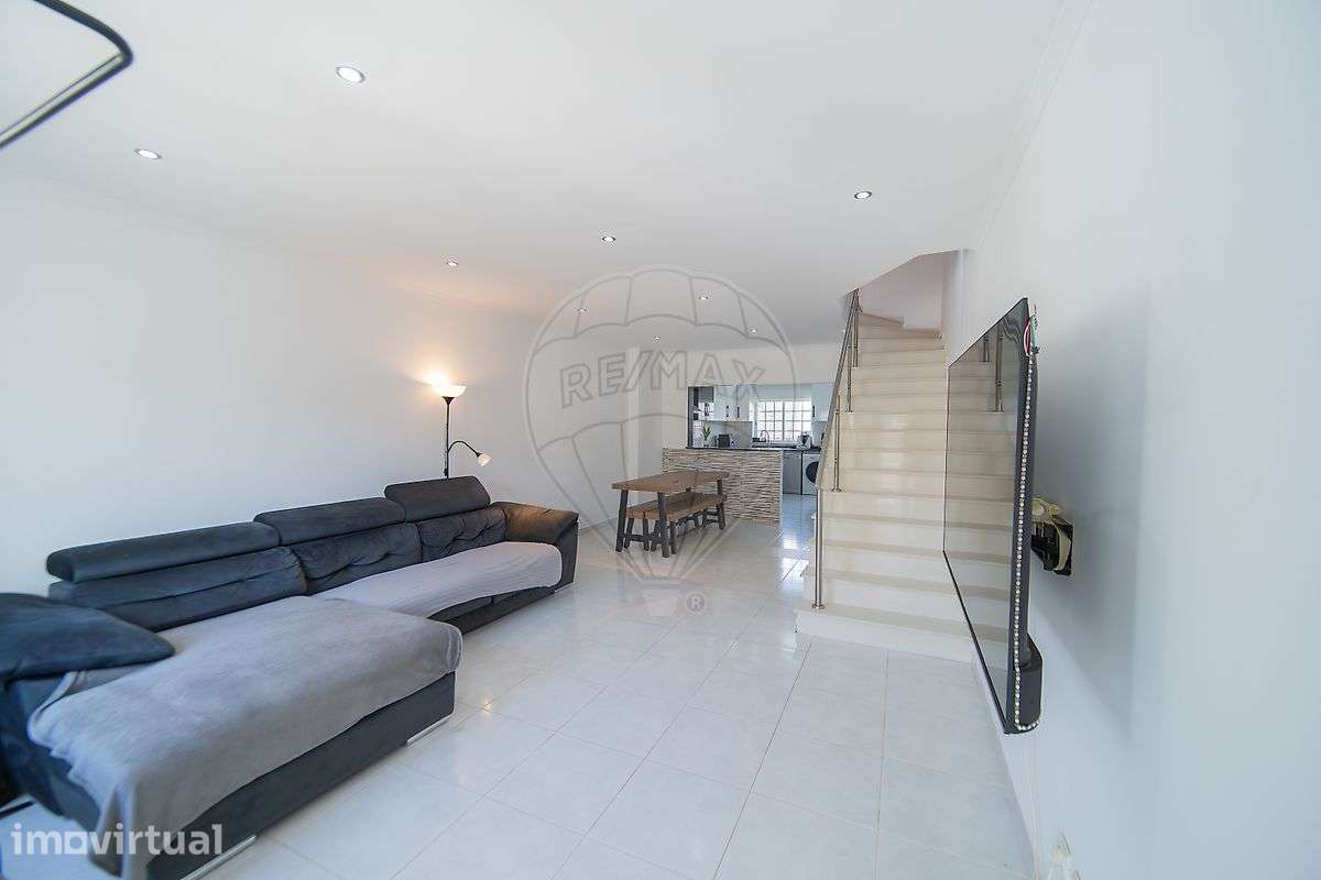 Moradia T3 para venda - Grande imagem: 2/22