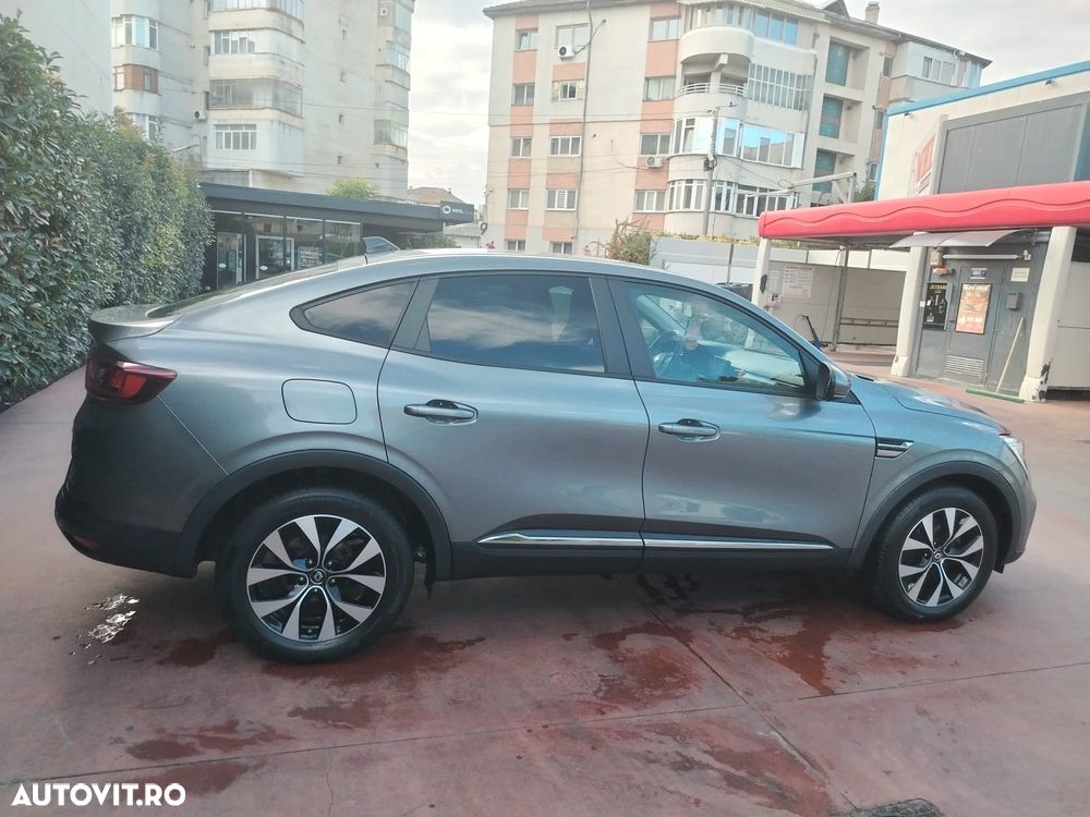 Renault Arkana - 11