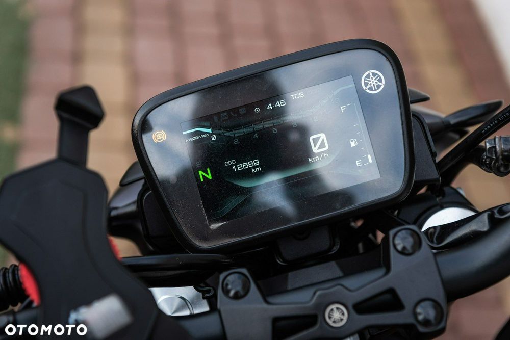 Yamaha MT - 8