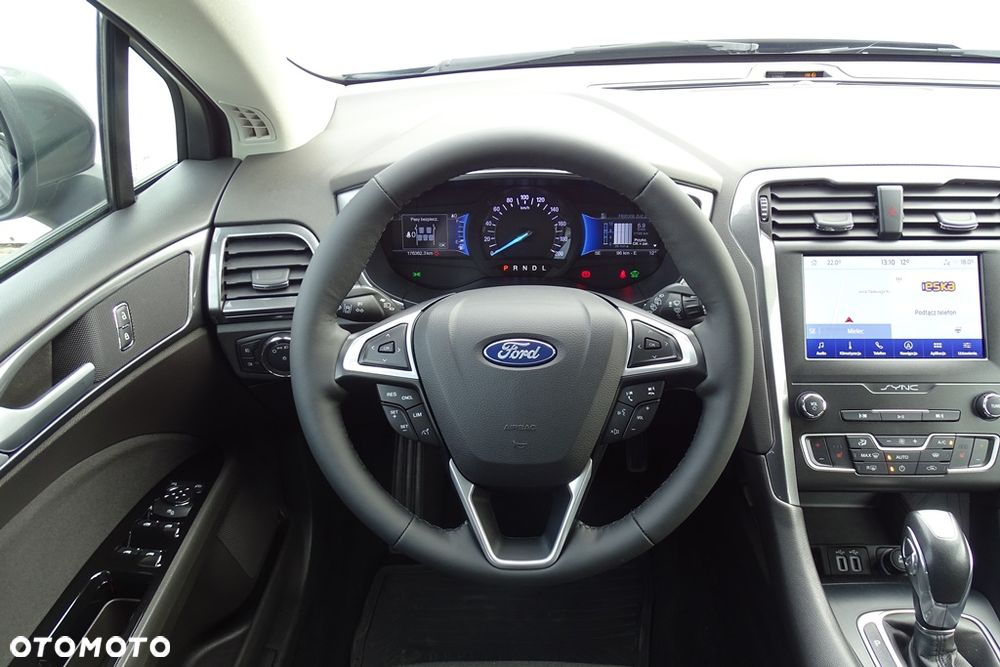 Ford Mondeo - 39