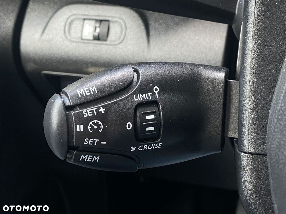 Toyota Proace City Verso Long 1.5 D-4D Family - 26