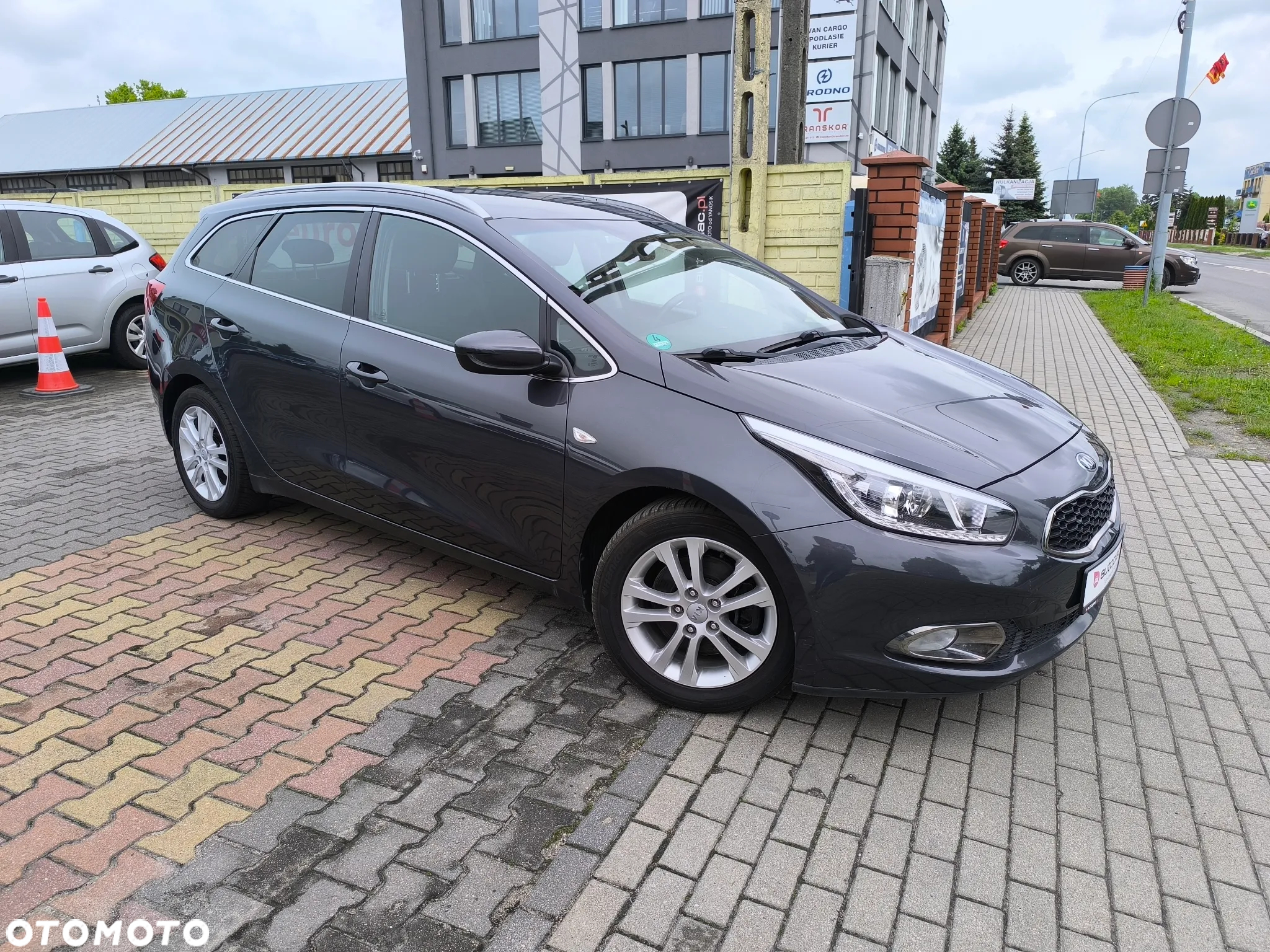 Kia Ceed 1.6 CRDi 128 SW Vision - 20