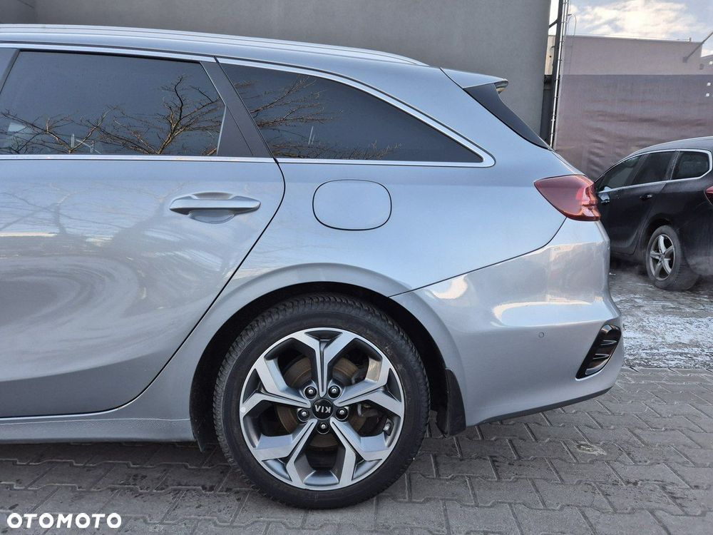 Kia Ceed 1.6 GDI PHEV L Business Line DCT - 18