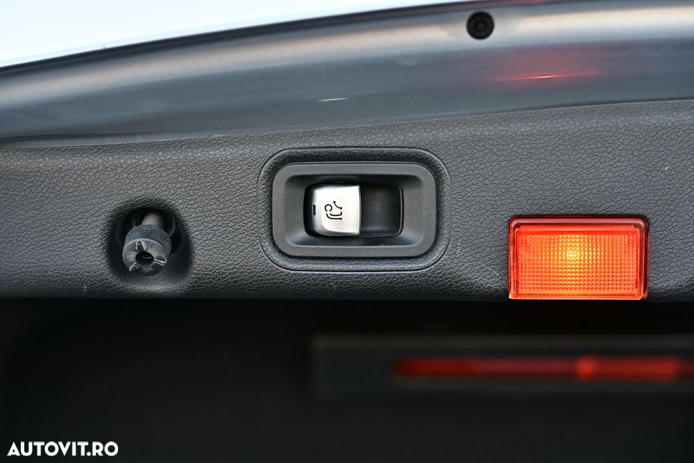 Mercedes-Benz E 220 d Aut. - 14