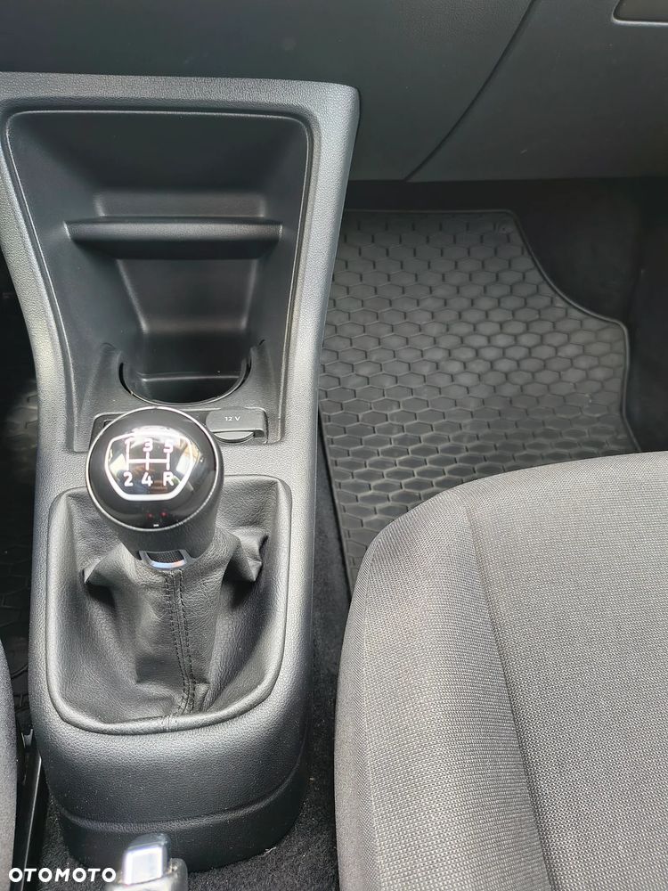 Volkswagen up! - 24