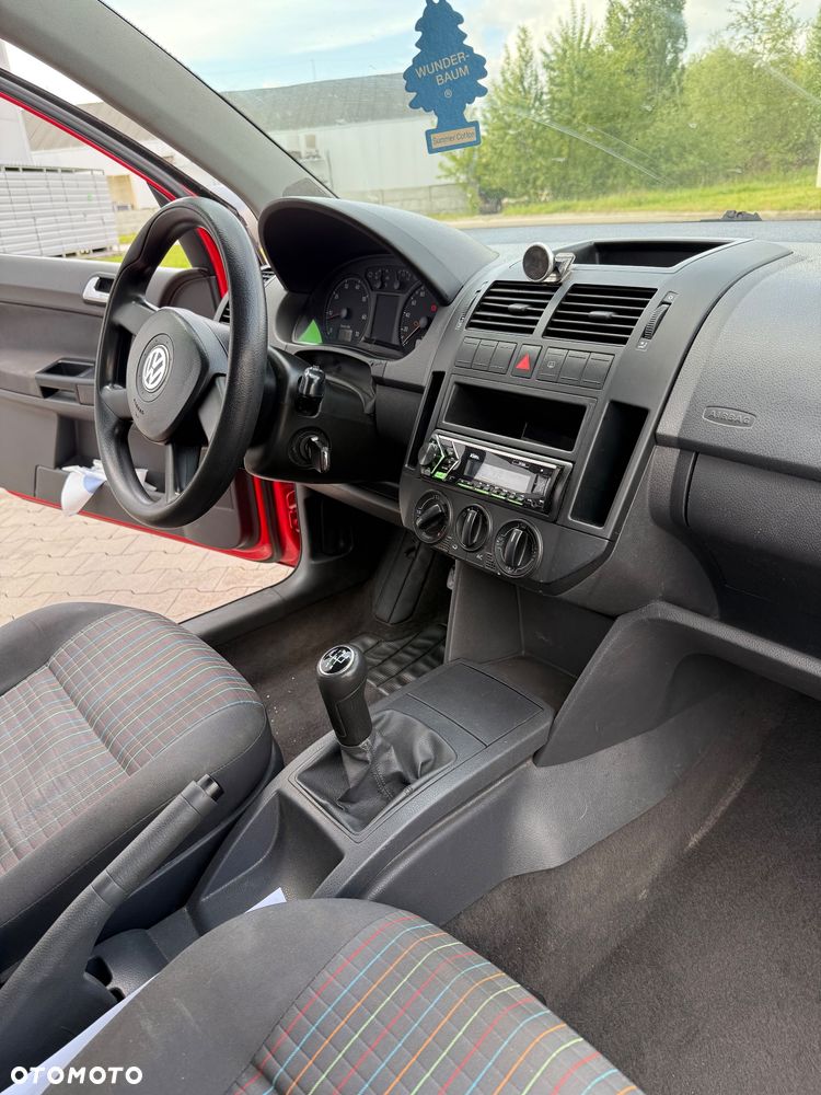 Volkswagen Polo 1.4 16V Sportline - 23