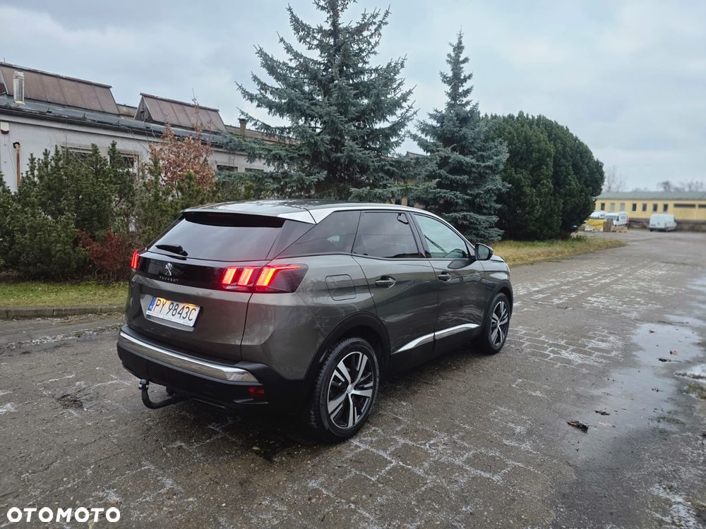 Peugeot 3008 1.6 BlueHDi Active S&S EAT6 - 20