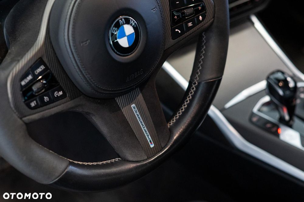 BMW Seria 3 330i xDrive M Sport sport - 35
