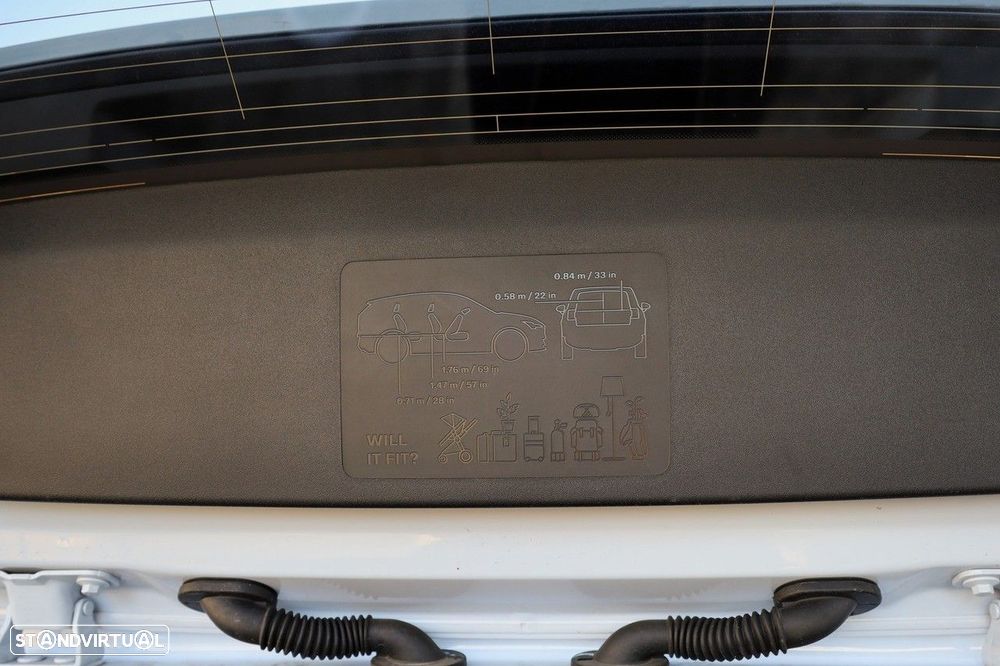 Volvo EX30 69 kWh Single Motor Extended Range Core - 6