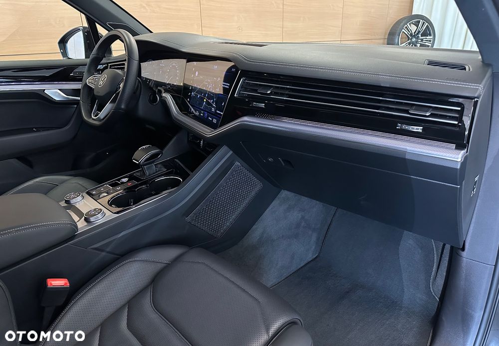 Volkswagen Touareg 3.0 V6 TDI 4Motion R-Line - 8