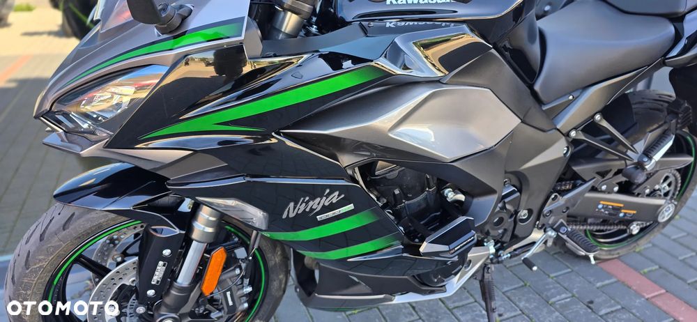 Kawasaki Ninja 1000 SX - 32