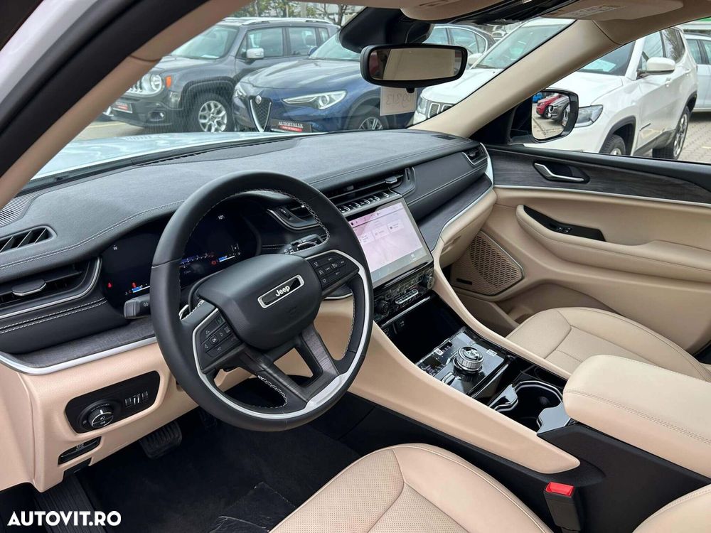 Jeep Grand Cherokee - 5