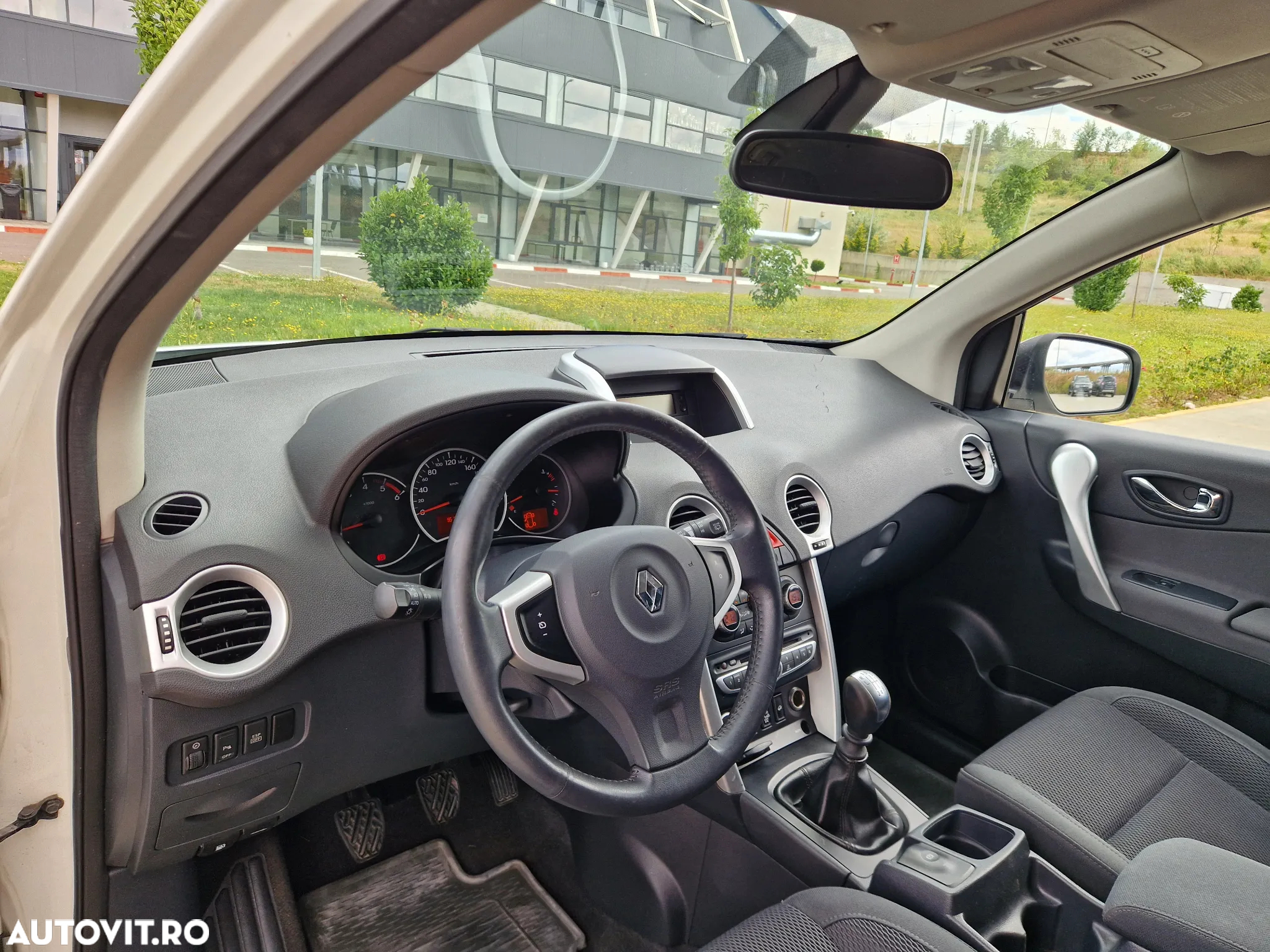 Renault Koleos 2.0 dCI 4X4 Privilege - 3